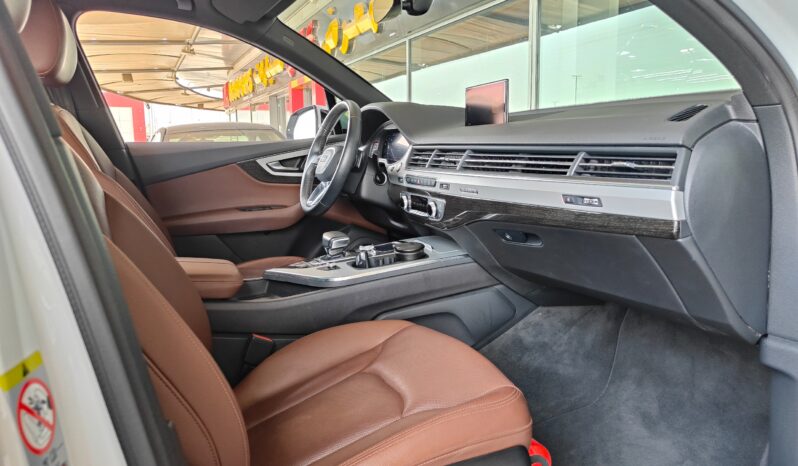 
								AED 2,000 P.M | 2019 Audi Q7 55 TFSI Quattro | GCC | full									