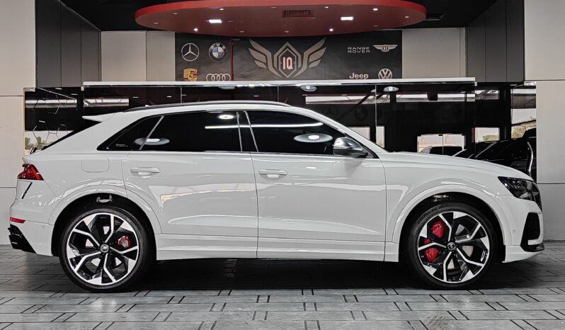 
								AED 6,900 P.M | 2022 Audi RSQ8 TFSI Quattro Edition 1 / 50 | Under Warranty | GCC | full									