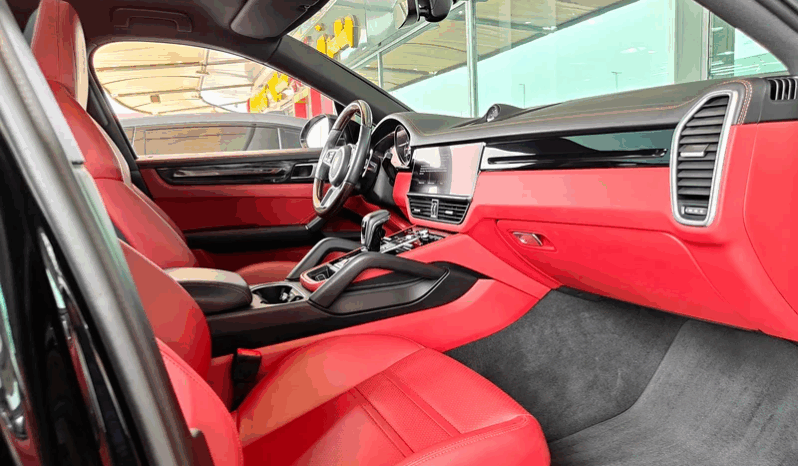 
								AED 4,000 P.M | 2022 Porsche Cayenne Coupe | Under Warranty | GCC | full									