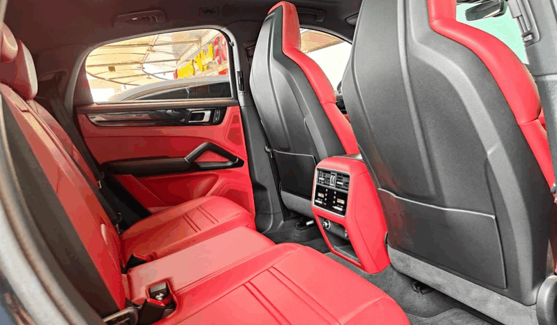 
								AED 4,000 P.M | 2022 Porsche Cayenne Coupe | Under Warranty | GCC | full									