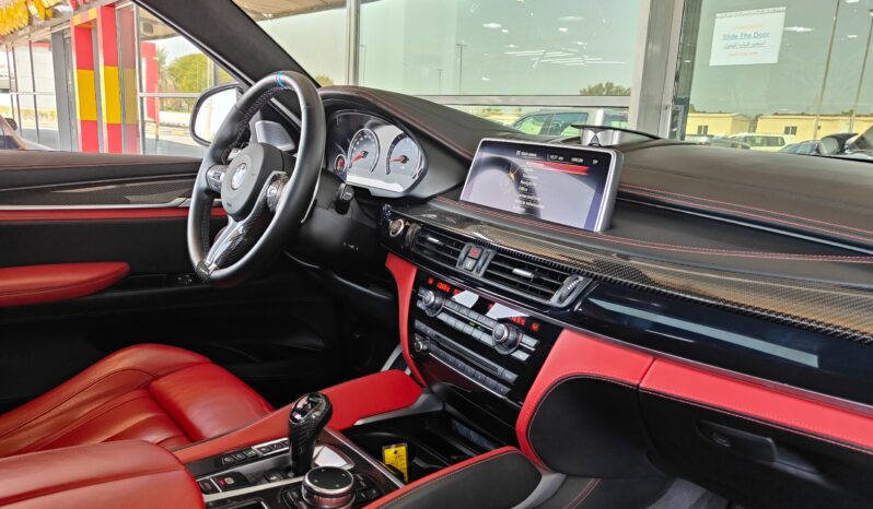 
								AED 2,950 P.M | 2016 BMW X6 M | Under Warranty | GCC | full									