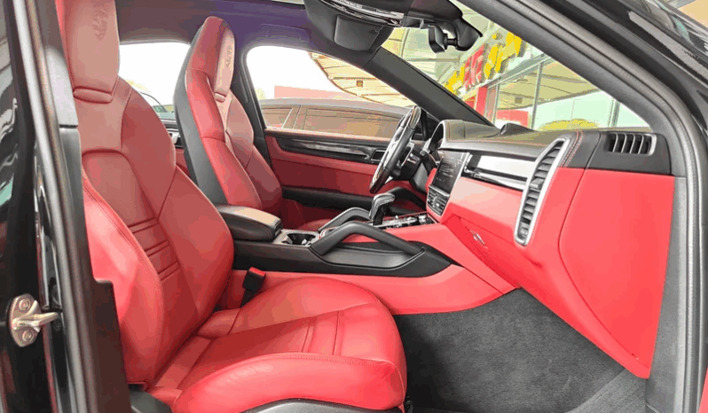 
								AED 4,000 P.M | 2022 Porsche Cayenne Coupe | Under Warranty | GCC | full									