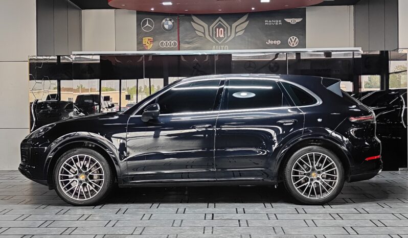 
								AED 2,640 P.M | 2019 Porsche Cayenne S | Under Warranty | GCC | full									