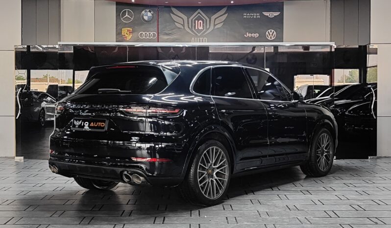 
								AED 2,640 P.M | 2019 Porsche Cayenne S | Under Warranty | GCC | full									