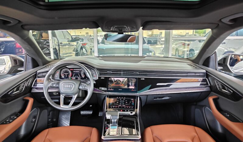 
								AED 2,650 P.M | 2022 Audi Q8 55 TFSI Quattro S Line | Under Warranty | GCC | full									