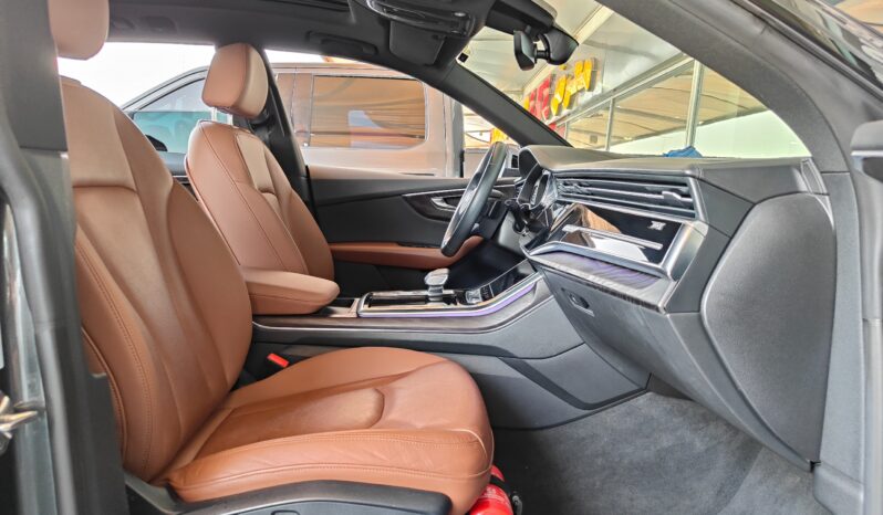 
								AED 2,650 P.M | 2022 Audi Q8 55 TFSI Quattro S Line | Under Warranty | GCC | full									