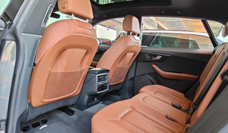 
								AED 2,650 P.M | 2022 Audi Q8 55 TFSI Quattro S Line | Under Warranty | GCC | full									