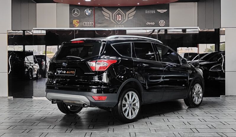 
								AED 650 P.M | 2019 Ford Escape Titanium | Under Warranty | GCC | full									
