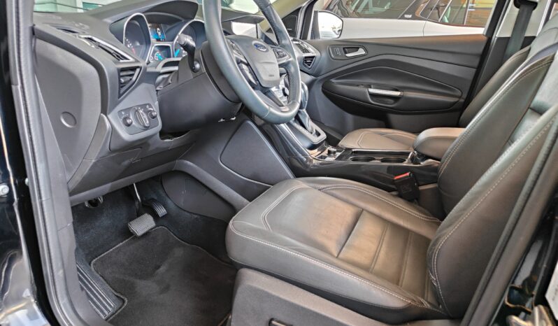 
								AED 650 P.M | 2019 Ford Escape Titanium | Under Warranty | GCC | full									