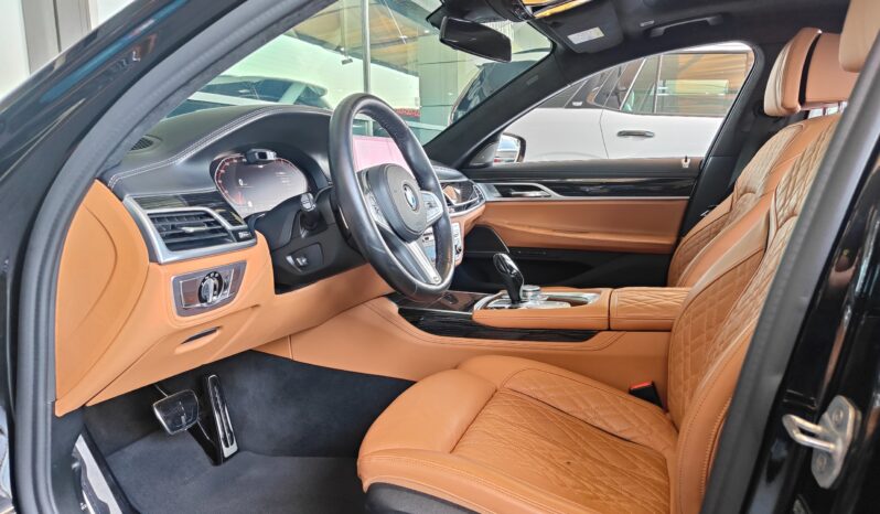 
								AED 2,350 P.M | 2020 BMW 740Li M-Sport | Under Warranty | GCC | full									