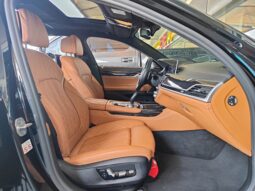 
										AED 2,350 P.M | 2020 BMW 740Li M-Sport | Under Warranty | GCC | full									