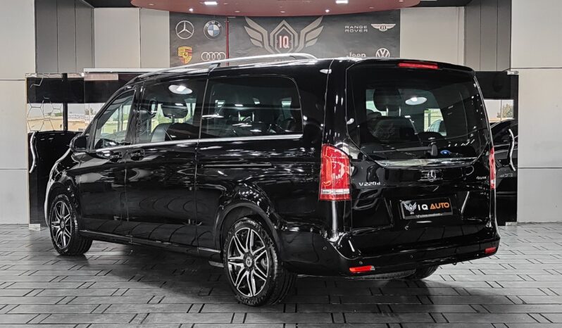 
								AED 3,650 P.M | 2024 Mercedes-Benz V220d 4MATIC | Under Warranty | GCC | full									
