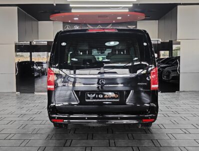 AED 3,650 P.M | 2024 Mercedes-Benz V220d 4MATIC | Under Warranty | GCC |
