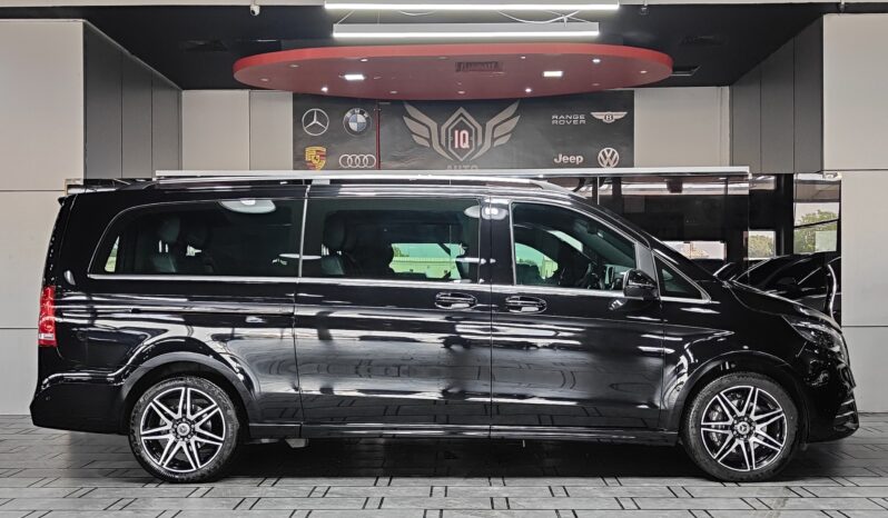 
								AED 3,650 P.M | 2024 Mercedes-Benz V220d 4MATIC | Under Warranty | GCC | full									