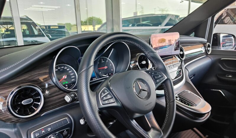 
								AED 3,650 P.M | 2024 Mercedes-Benz V220d 4MATIC | Under Warranty | GCC | full									