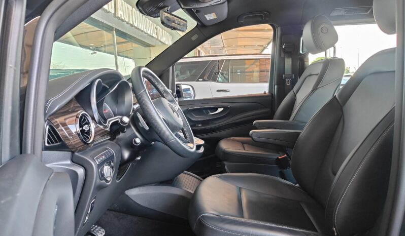 
								AED 3,650 P.M | 2024 Mercedes-Benz V220d 4MATIC | Under Warranty | GCC | full									