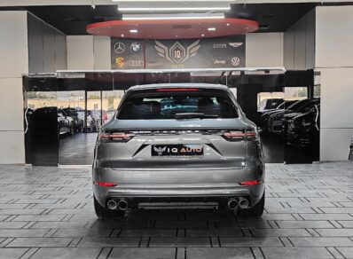 AED 2,850 P.M | 2019 Porsche Cayenne S | Under Warranty | GCC |