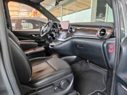 
										AED 3,580 P.M | 2024 Mercedes-Benz V220d 4MATIC | Under Warranty | GCC | full									