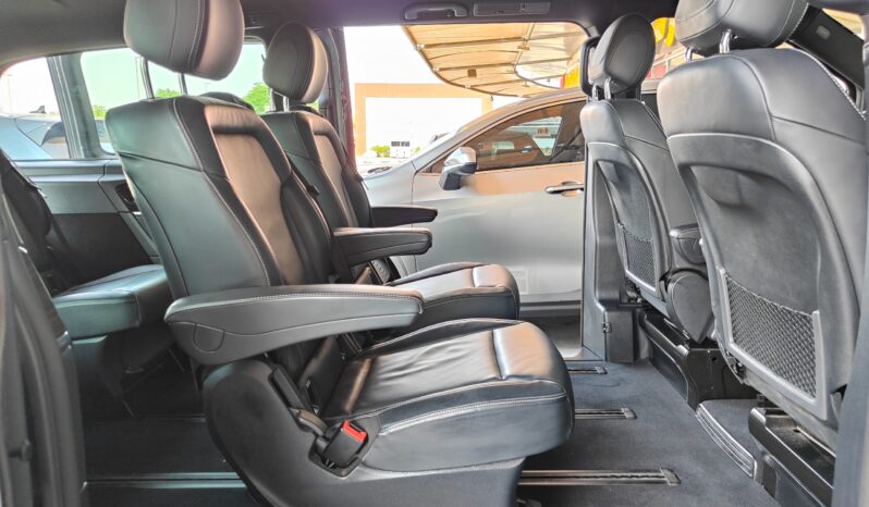 
								AED 3,580 P.M | 2024 Mercedes-Benz V220d 4MATIC | Under Warranty | GCC | full									