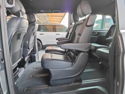 
										AED 3,580 P.M | 2024 Mercedes-Benz V220d 4MATIC | Under Warranty | GCC | full									