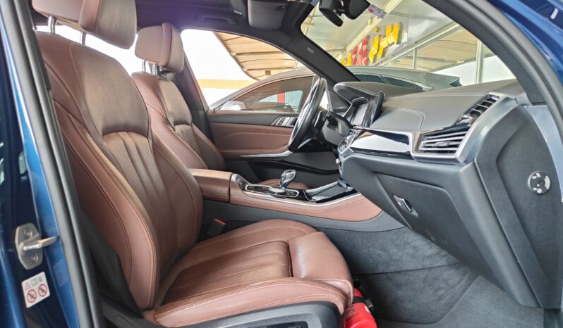 
								AED 2,100 P.M | 2019 BMW X5 xDrive40i M-Sport | Under Warranty | GCC | full									