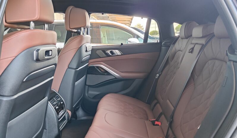 
								AED 4,550 P.M | 2024 BMW X6 xDrive40i M Sport | Under Warranty | GCC | full									