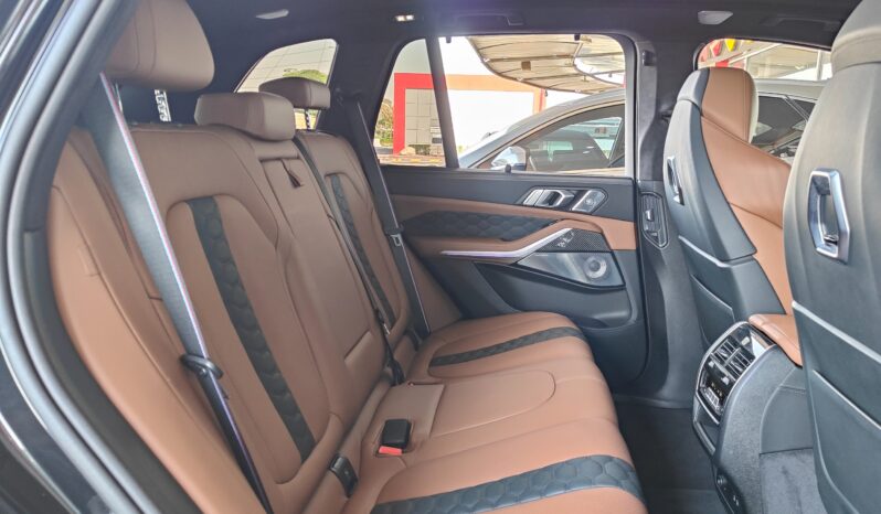 
								AED 7,400 P.M | 2025 BMW X5 M Competition | Under Warranty | GCC | full									