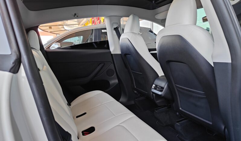 
								AED 1,320 P.M | 2023 Tesla Model Y Long Range Dual Motor | Under Warranty | GCC | full									