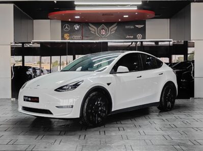 AED 1,320 P.M | 2023 Tesla Model Y Long Range Dual Motor | Under Warranty | GCC |