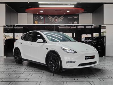 AED 1,320 P.M | 2023 Tesla Model Y Long Range Dual Motor | Under Warranty | GCC |