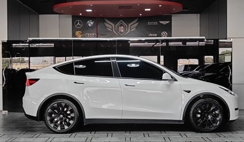 
								AED 1,320 P.M | 2023 Tesla Model Y Long Range Dual Motor | Under Warranty | GCC | full									