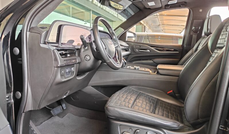 
								AED 5,860 P.M | 2023 Cadillac Escalade V | Under Cadillac Warranty  Service Contract | GCC | full									