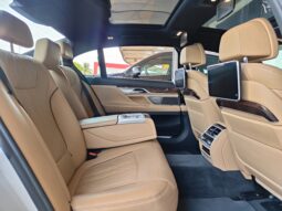 
										AED 2,350 P.M | 2021 BMW 730Li M Sport | Under Warranty | GCC | full									