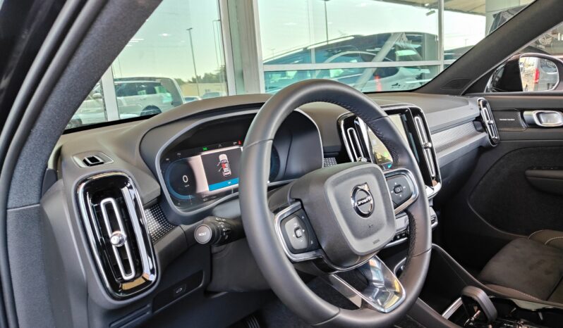 
								AED 1,800 P.M | 2024 Volvo XC40 B4 Ultimate Dark | Under Warranty | GCC | full									