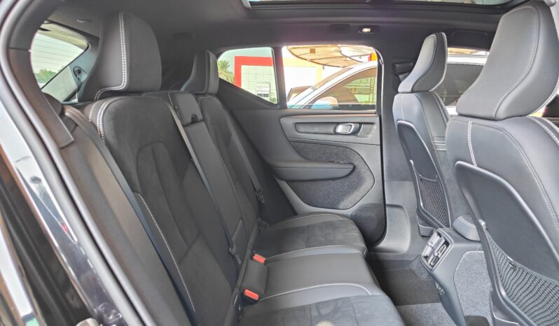 
								AED 1,800 P.M | 2024 Volvo XC40 B4 Ultimate Dark | Under Warranty | GCC | full									