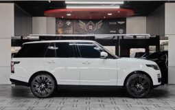 
										AED 2,450 P.M | 2019 Range Rover Vogue HSE | Under Warranty | GCC | full									