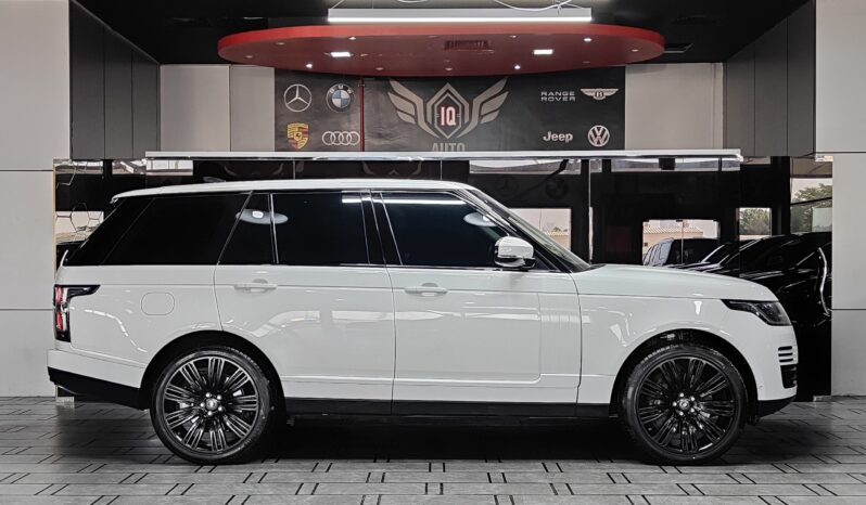 
								AED 2,450 P.M | 2019 Range Rover Vogue HSE | Under Warranty | GCC | full									