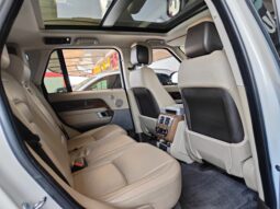 
										AED 2,450 P.M | 2019 Range Rover Vogue HSE | Under Warranty | GCC | full									