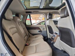 
										AED 2,450 P.M | 2019 Range Rover Vogue HSE | Under Warranty | GCC | full									