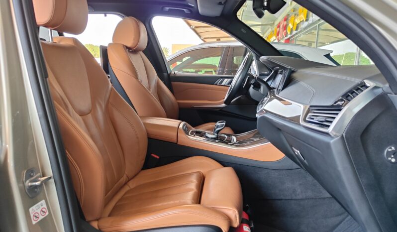 
								AED 1,700 P.M | 2019 BMW X5 xDrive40i M Sport | Under Warranty | GCC | full									