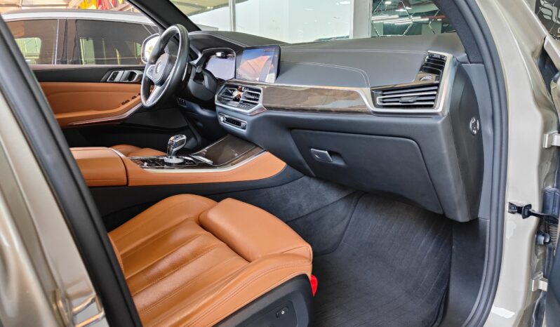 
								AED 1,700 P.M | 2019 BMW X5 xDrive40i M Sport | Under Warranty | GCC | full									