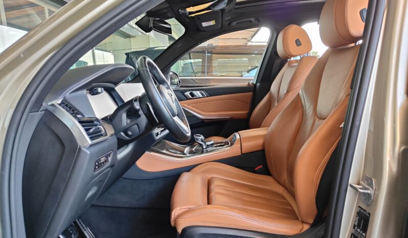 
								AED 1,700 P.M | 2019 BMW X5 xDrive40i M Sport | Under Warranty | GCC | full									