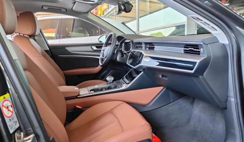 
								AED 2,050 P.M | 2022 Audi A6 40 TFSI S-Line | Under Warranty | GCC | full									