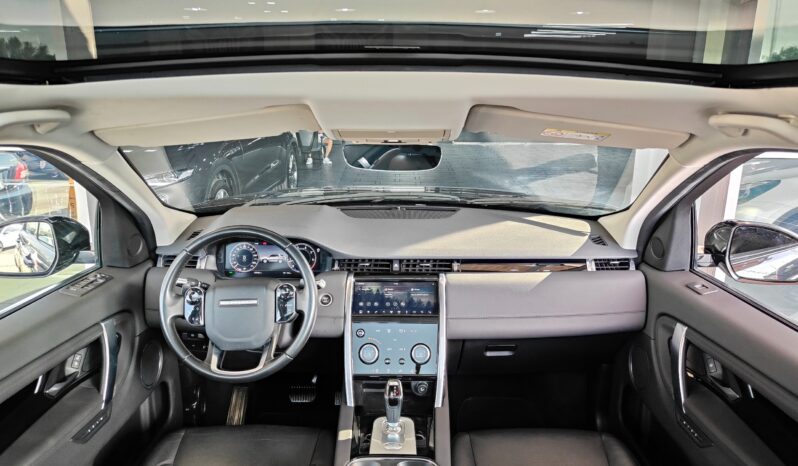 
								AED 1,400 P.M | 2020 Land Rover Discovery Sport P200 SE | Under Warranty | GCC | full									
