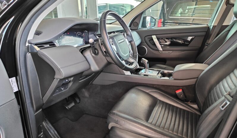 
								AED 1,400 P.M | 2020 Land Rover Discovery Sport P200 SE | Under Warranty | GCC | full									