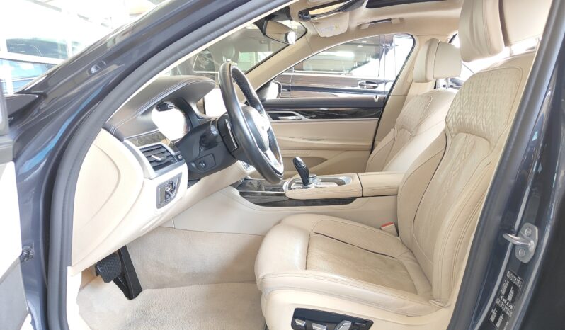 
								AED 2,000 P.M | 2020 BMW 730Li Executive Lounge | Executive Lounge Seating With Rear Entertainment | Under Warranty | GCC | full									