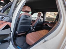 
										AED 1,950 P.M | 2020 BMW X5 M50i M-Sport V8 | Under Warranty | GCC | full									