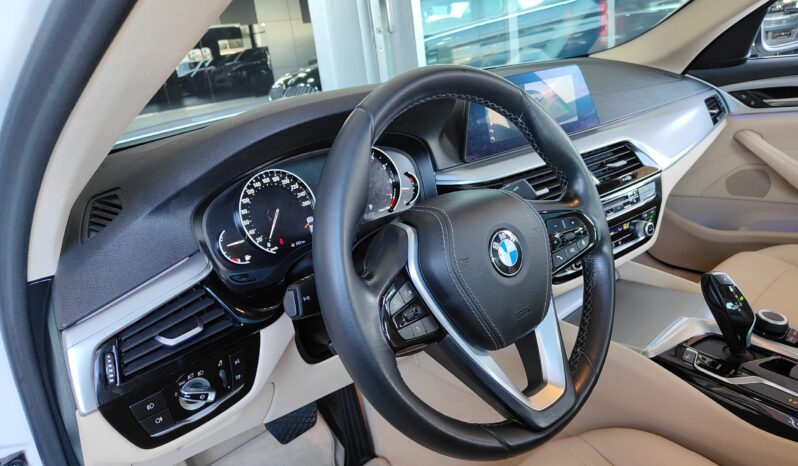 
								AED 1,185 P.M | 2020 BMW 520i Executive | Under Warranty | GCC | full									
