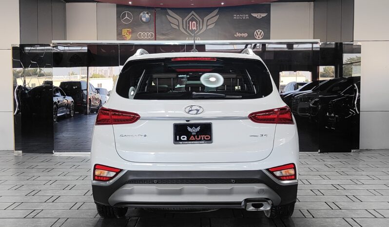 
								AED 920 P.M | 2019 Hyundai Santa Fe 3.5 HTRAC (7 Seater) Full Option | Under Warranty | GCC | full									