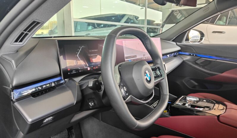 
								AED 3,140 P.M | 2024 BMW 520i Excellence | Under Warranty | GCC | full									